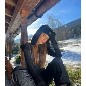 新品未使用⭐︎alo Faux Fur Polar Hat Faux Fur Starstruck Hat - Oat | ALO